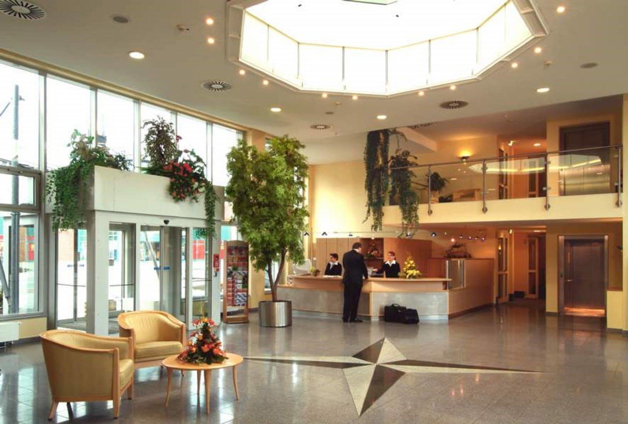 Elaya Hotel Wolfenbuettel Ehemals Rilano 24 7 Hotel Wolfenbüttel Eksteriør billede